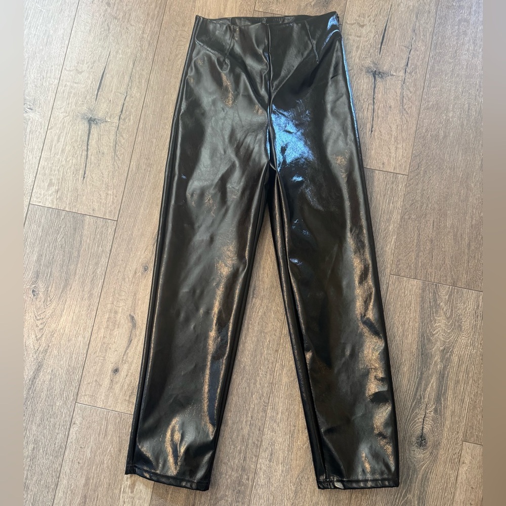 Pull & Bear Faux Leather Black Pants NWT Size Medium